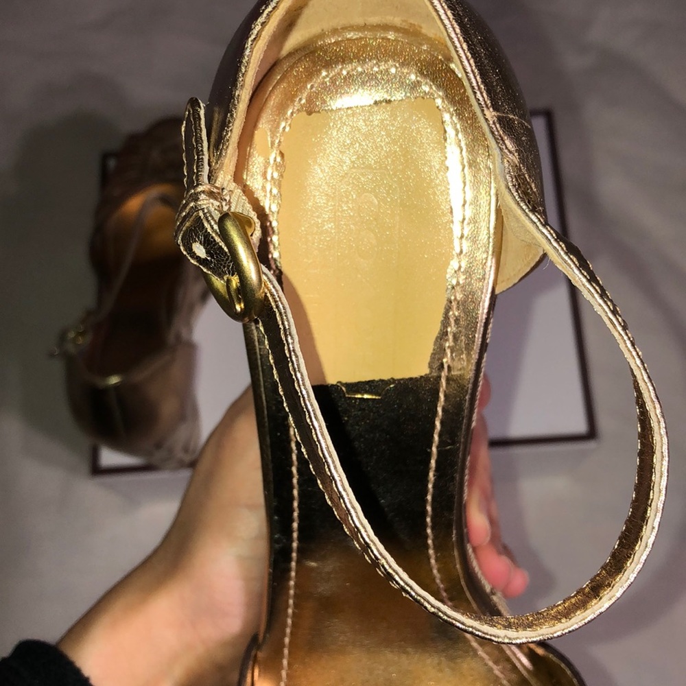 Heals - Picture 5 of 5